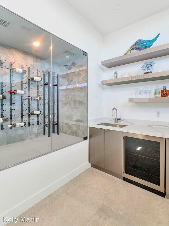 Foto del edificio - 5 br, 4.5 bath House - 4214 E. Marion Way