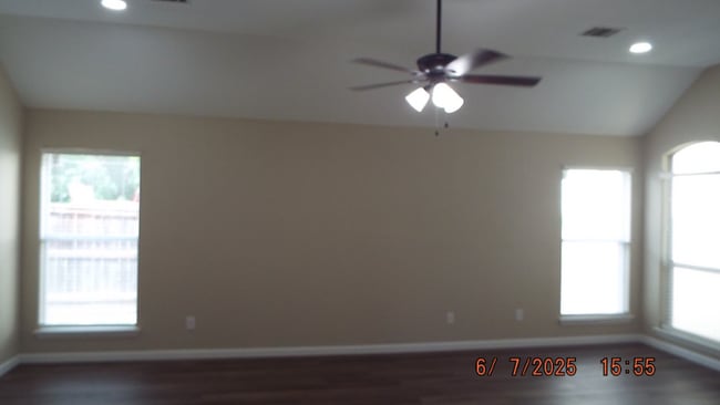 Building Photo - 4107 Grovetree
