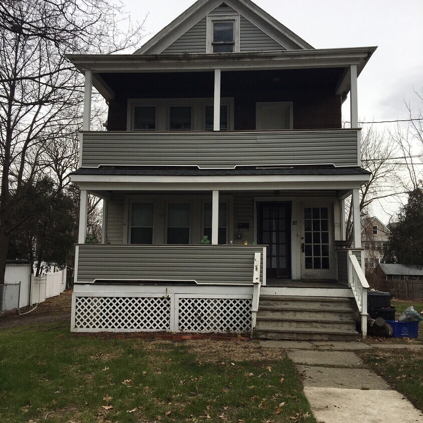 Primary Photo - 22 Reade Pl