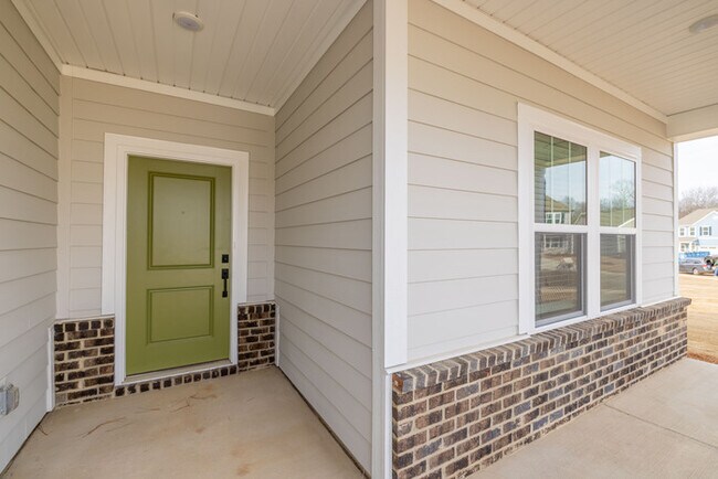 Foto del edificio - NEW 4BD/3BTH HOUSE- STONEBRIDGE FAIRWAYS COMMUNITY