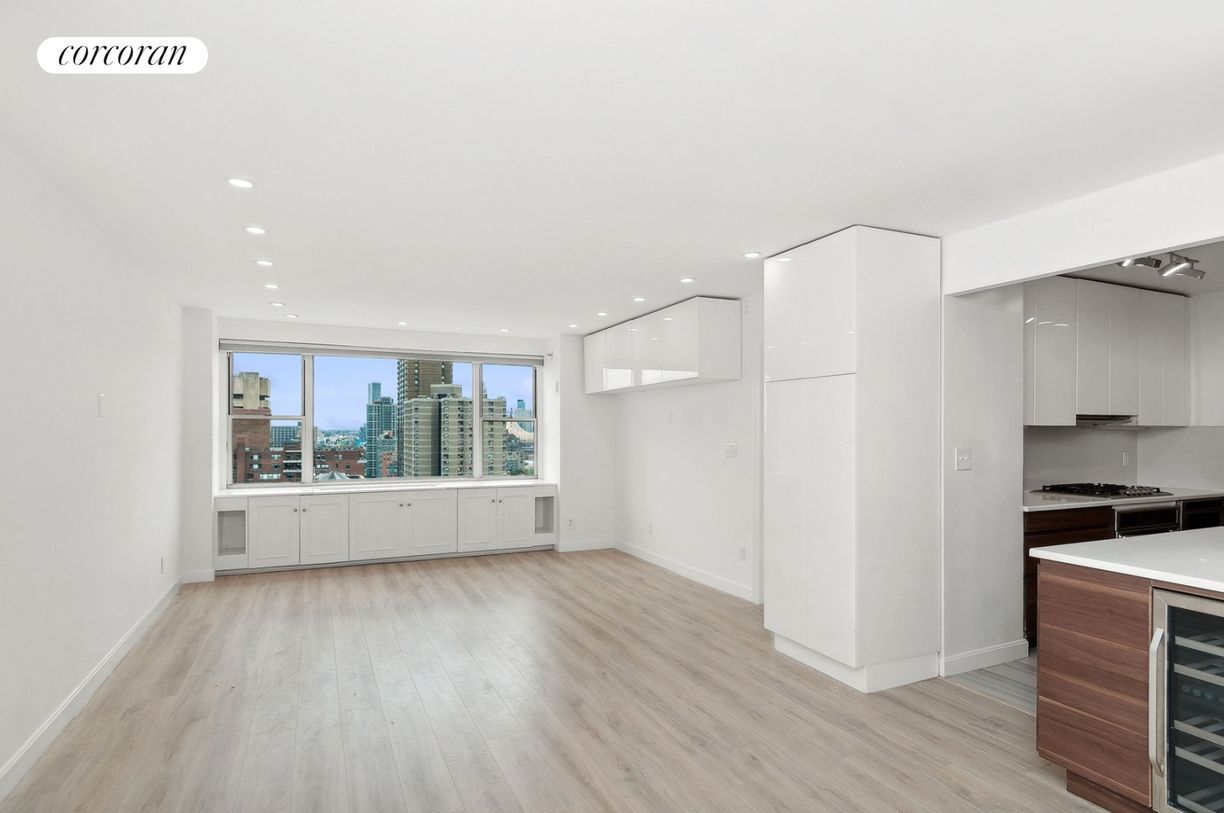 Foto principal - 340 E 64th St