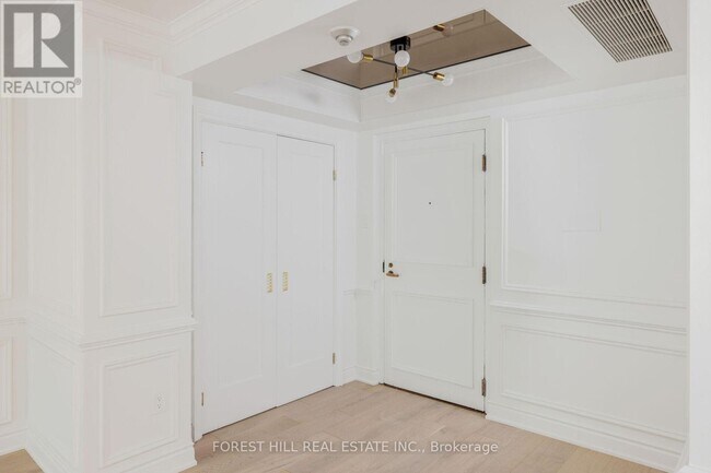 Building Photo - 164 Cumberland St