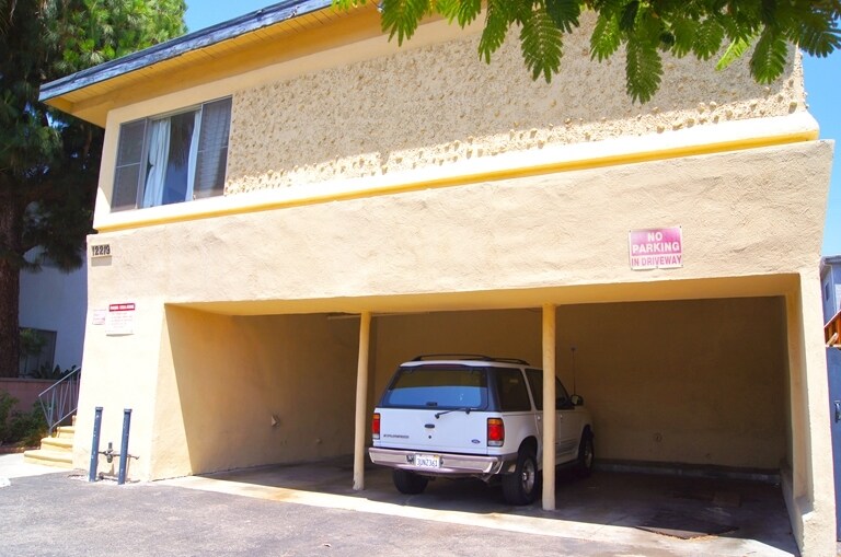 Building Photo - 12219 Pacific Ave