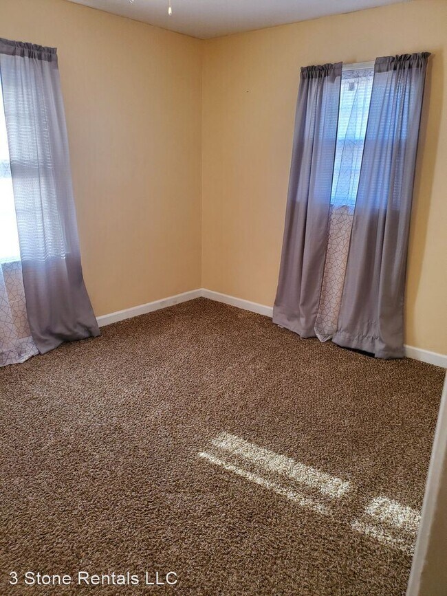 Building Photo - 3 br, 2 bath House - 2303 W McCown Drive