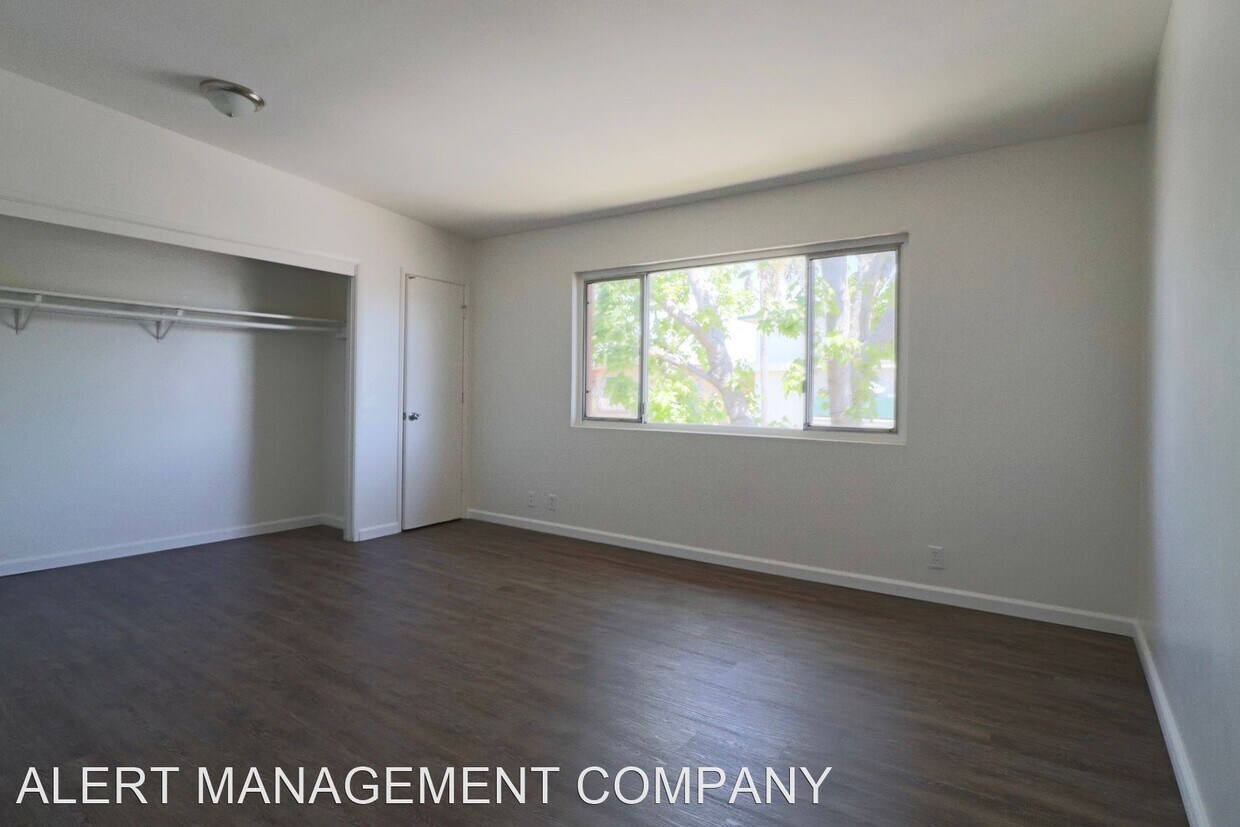 Building Photo - 500 Cuesta Del Mar Dr