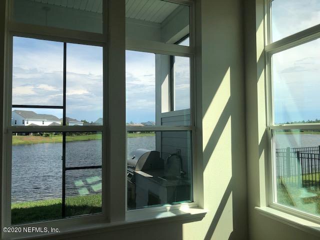 Foto del edificio - 367 Vista Lake Cir