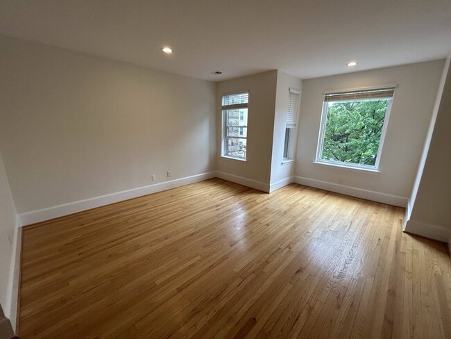 Building Photo - 1439 Girard St NW