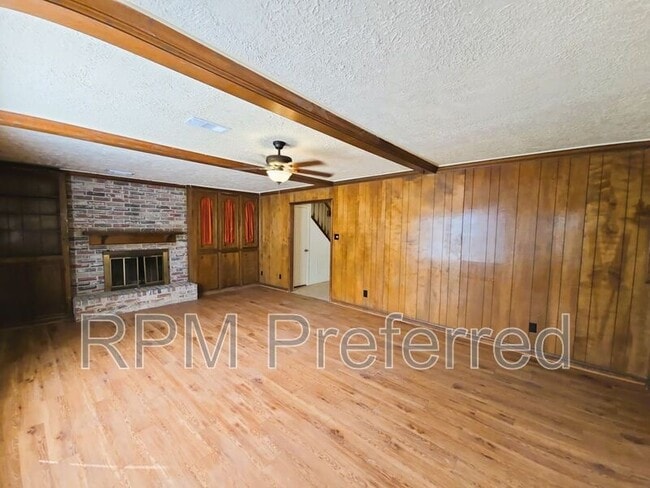 Building Photo - 7623 Kleingreen Ln