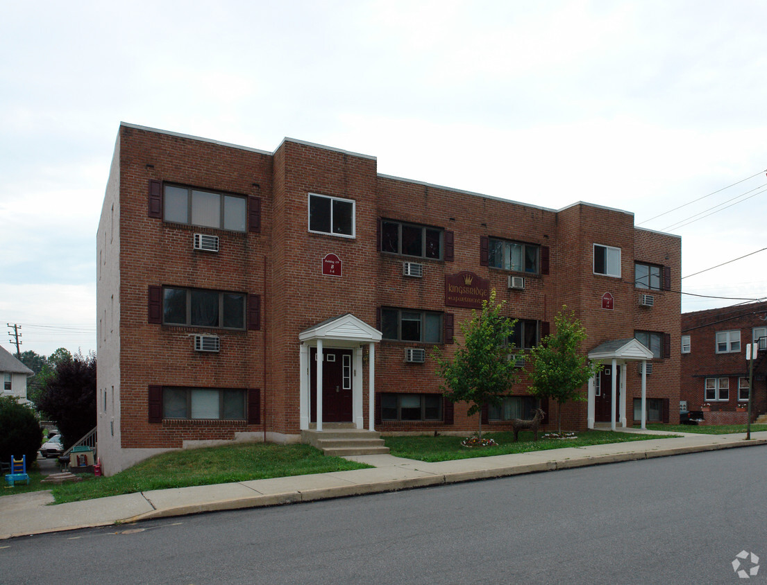 Building Photo - Kingsbridge Apartments