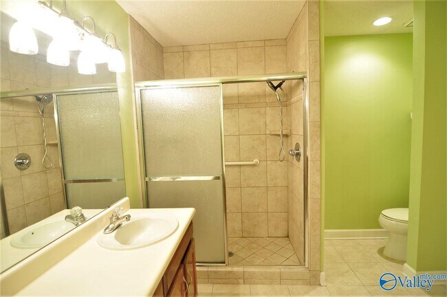 Foto del edificio - 13007 Huntcliff Rd SE