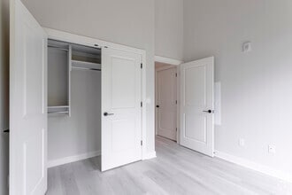 2 BR, 2 BA - 935 SF - Artisan 4100
