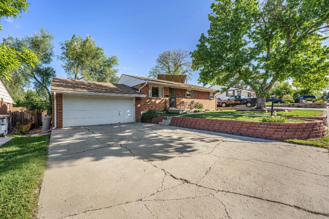 Building Photo - 980 Dakin St