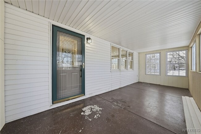 Building Photo - 151 Conant Dr