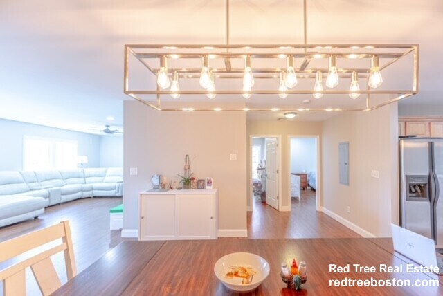 Foto del edificio - 467 Somerville Ave