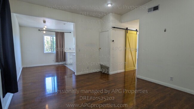 Foto del edificio - 636 E Birch St