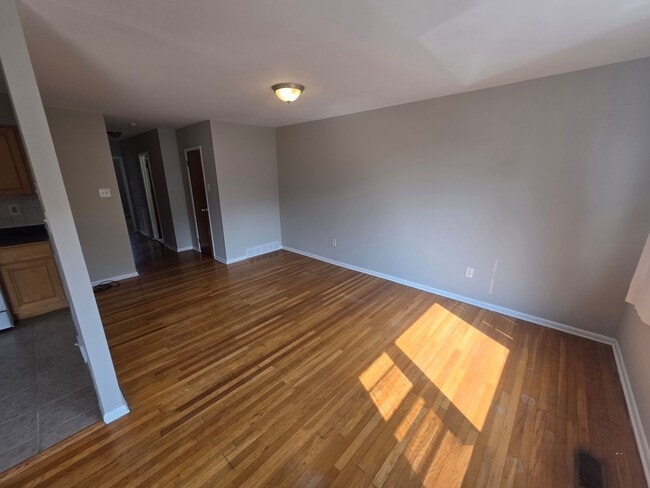 Photo - 214 Robina St Apartment