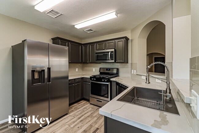Building Photo - 18507 Shadow Line Ct