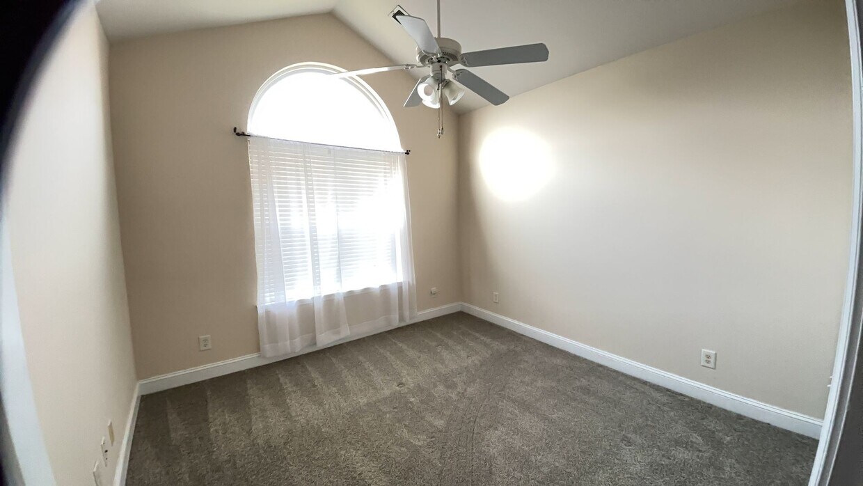 Foto del edificio - Nice 2 bedroom/2 bath condo in Courtyard at Cascades