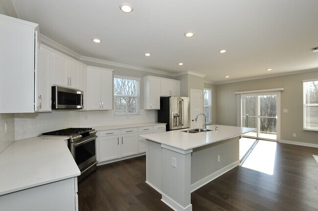 Foto del edificio - 927 Yorkshire Ln