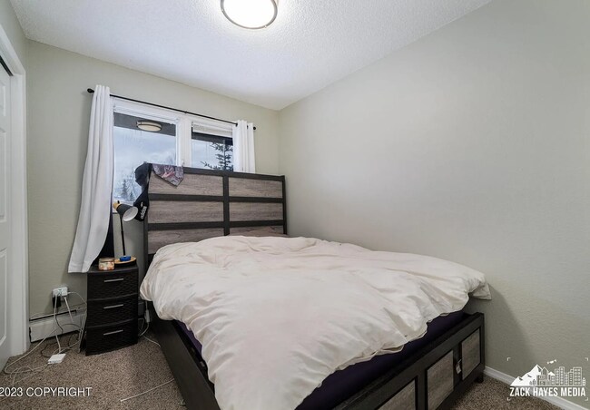 Foto del edificio - Charming 2-Bedroom Condo for Rent in East ...