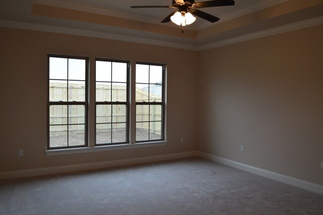 Building Photo - 4 bedroom home in Prairieville