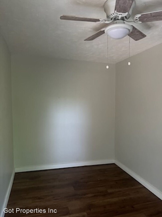 Building Photo - 3 br, 1 bath House - 642 Castlecliff Rd