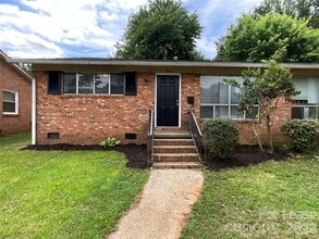 Building Photo - 4928 Malibu Dr