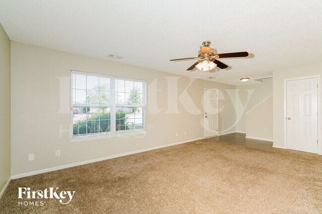 Foto del edificio - 2685 Creekstone Ct