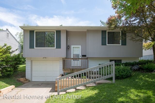 Building Photo - 3 br, 2 bath House - 2129 Fair St