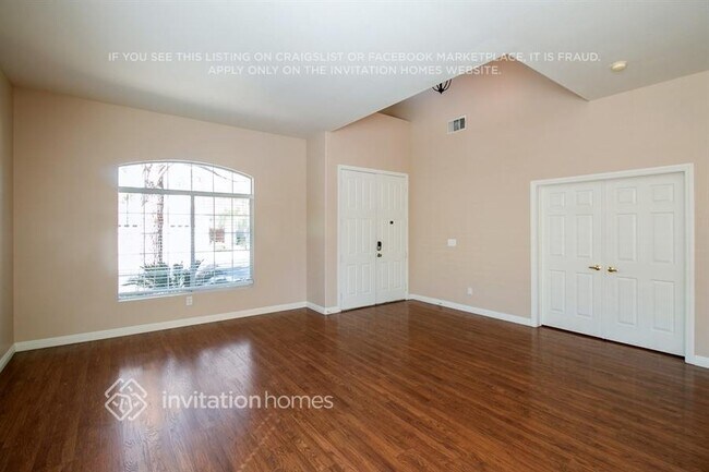 Foto del edificio - 2731 Enchanted Isle St