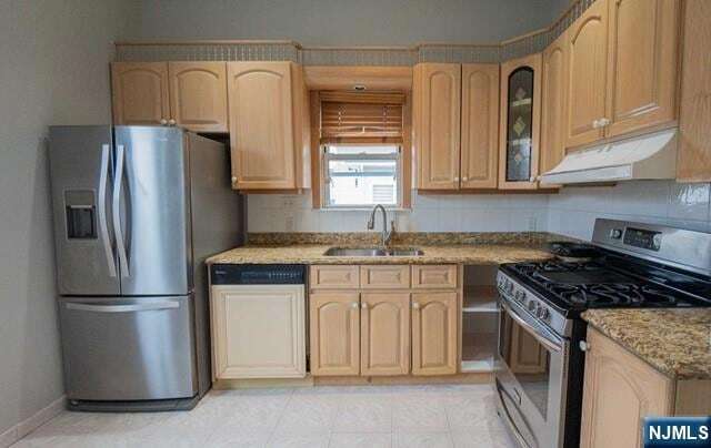 Building Photo - 228 73rd St