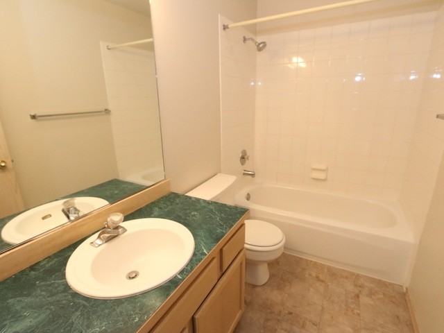 Foto del edificio - 8711 Brookridge Drive