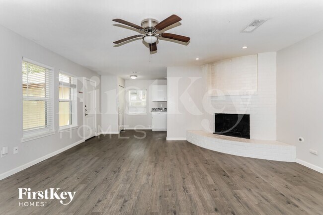 Building Photo - 24707 Wilderness Rd