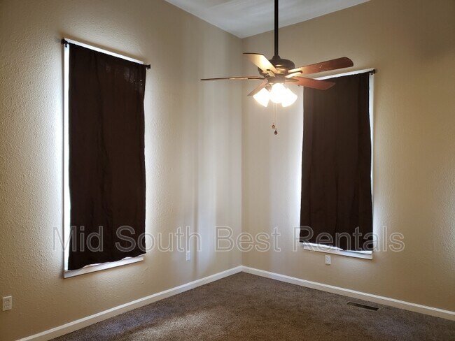 Foto del edificio - 1602 S Booker St