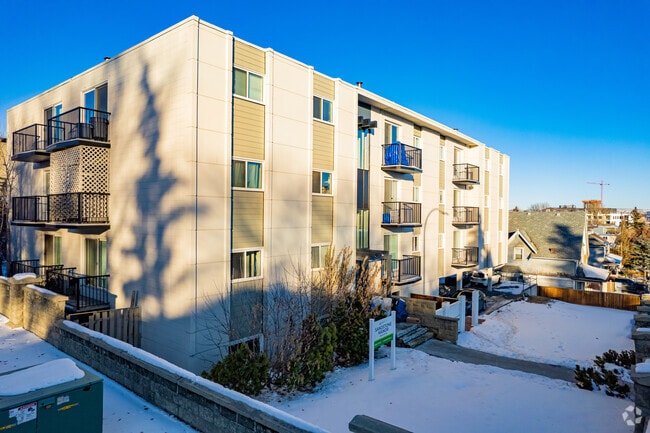 Building Photo - Sandstone Manor