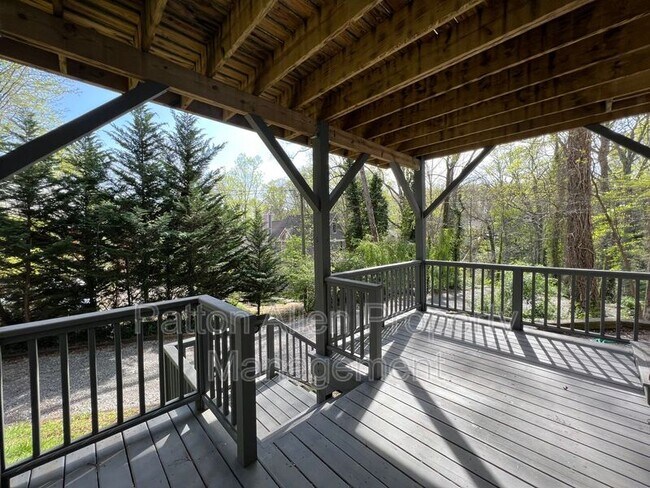 Building Photo - 179 Forest Hill Dr