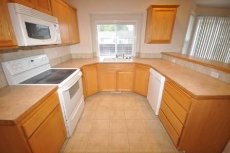 Building Photo - 1276 W Brown Trout Dr