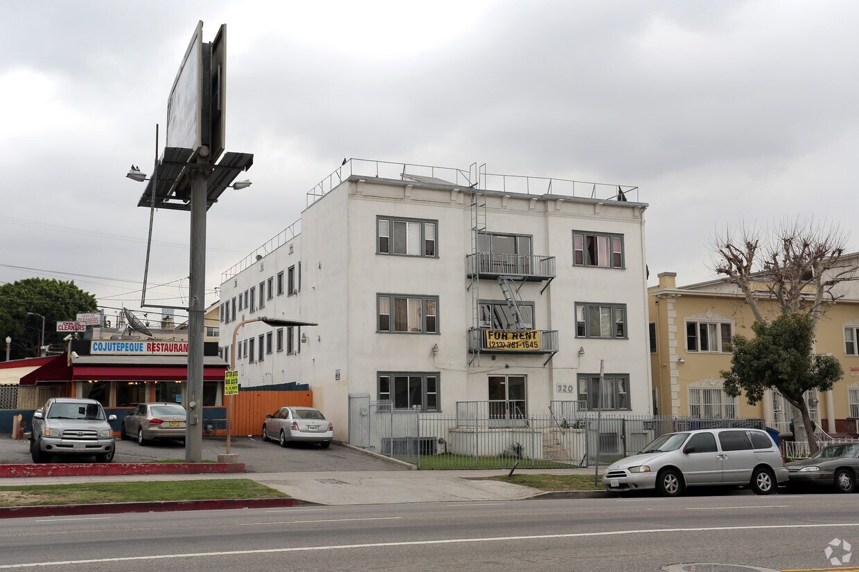 Primary Photo - 320 S Rampart Blvd