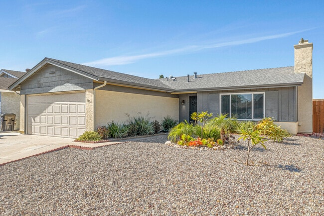 Building Photo - 9994 Parkdale Ave