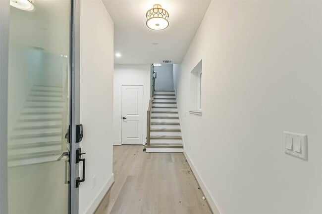 Building Photo - 7709 Earl Rudder Wy