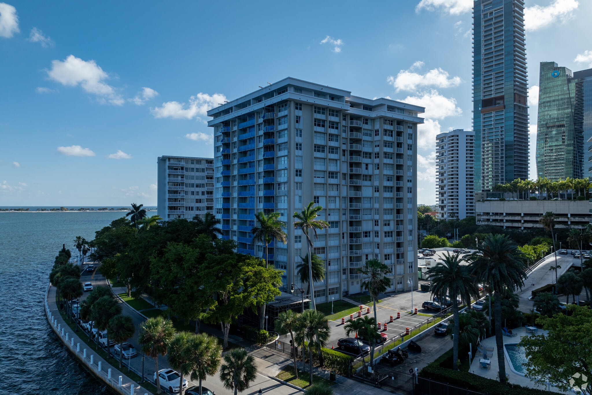 Bayshore Place Condominium