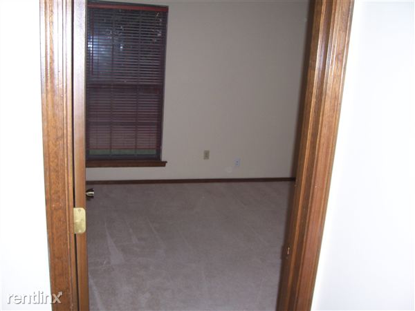 Building Photo - 11116 W 71st Ter