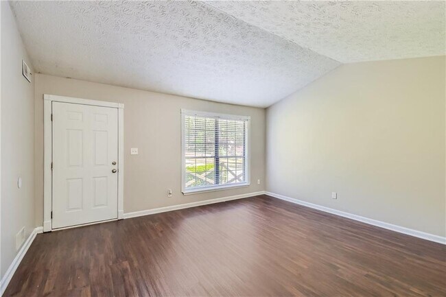 Building Photo - 45 Old Lantern Dr
