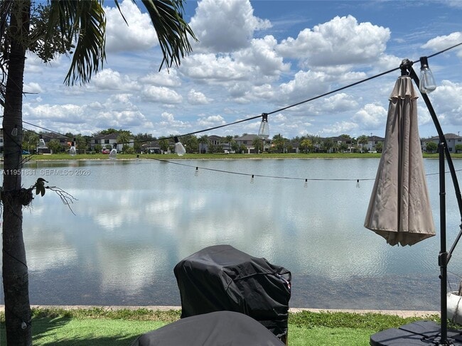 Foto del edificio - 9113 NW 159th St