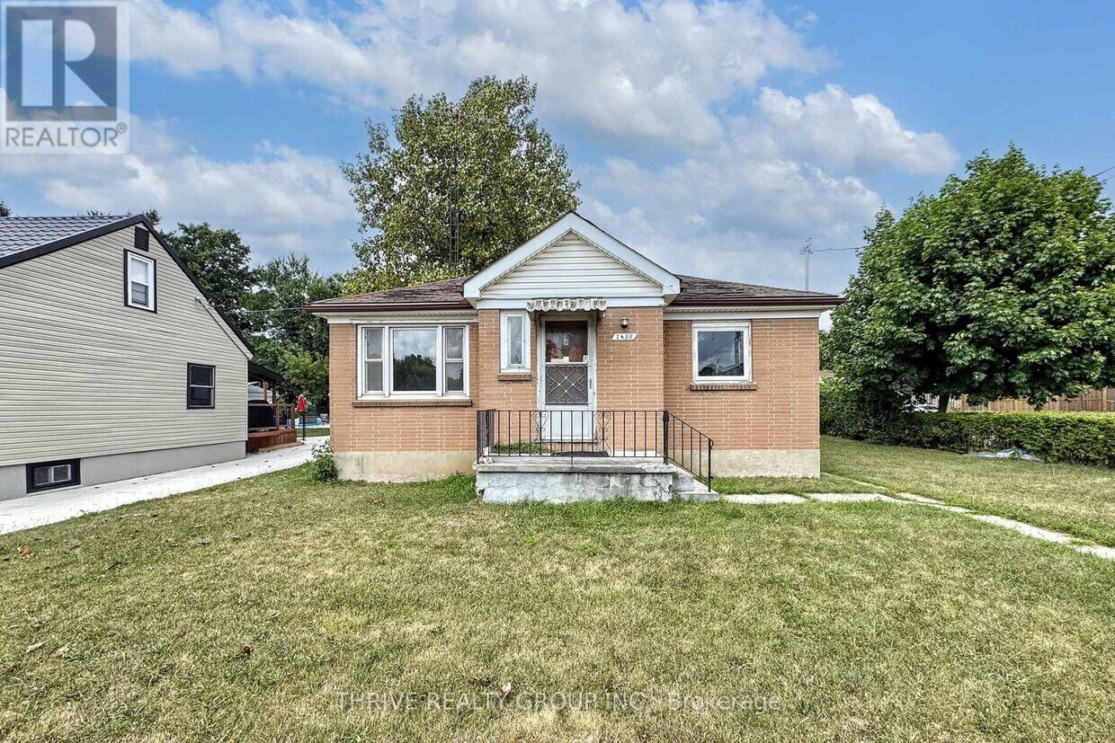 Primary Photo - 1430 Trafalgar St