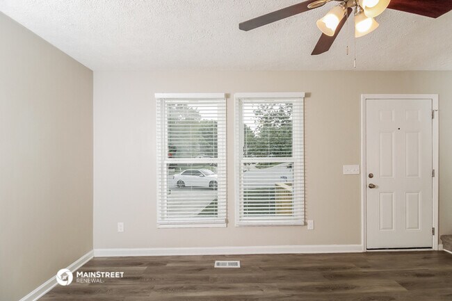 Building Photo - 1207 Shanahan Ct