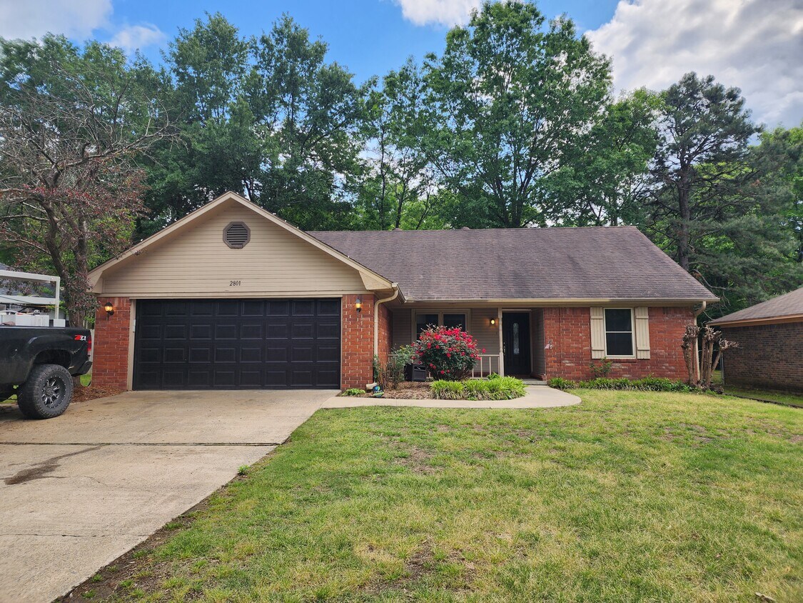 Primary Photo - 2801 Timberpeg Ct