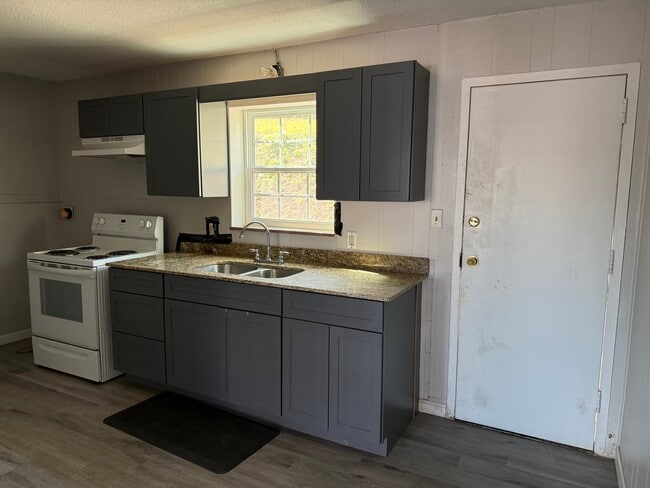 Foto del edificio - Cornerstone Apartments