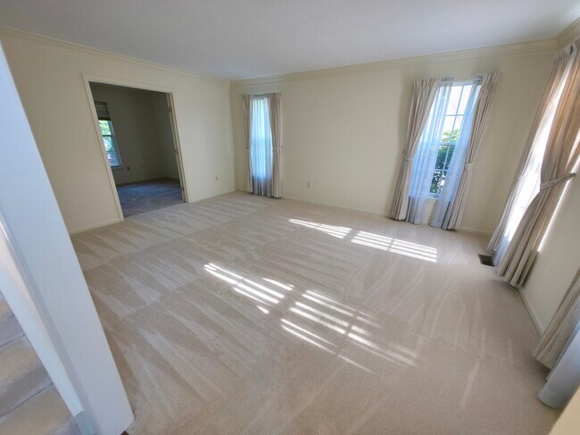 Building Photo - 15803 Lautrec Ct