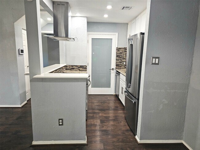 Building Photo - 3566 Ocee St